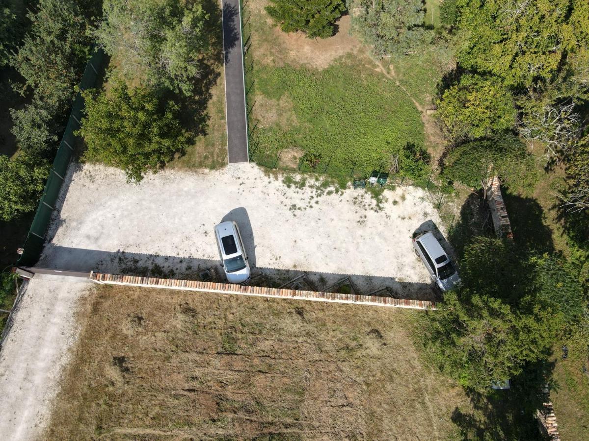 Gites Jardin-Darcy - Piscine Au Sel Bois Εξωτερικό φωτογραφία